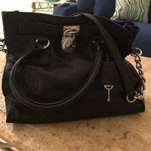 *** MICHAEL KORS ** black Hamilton tote